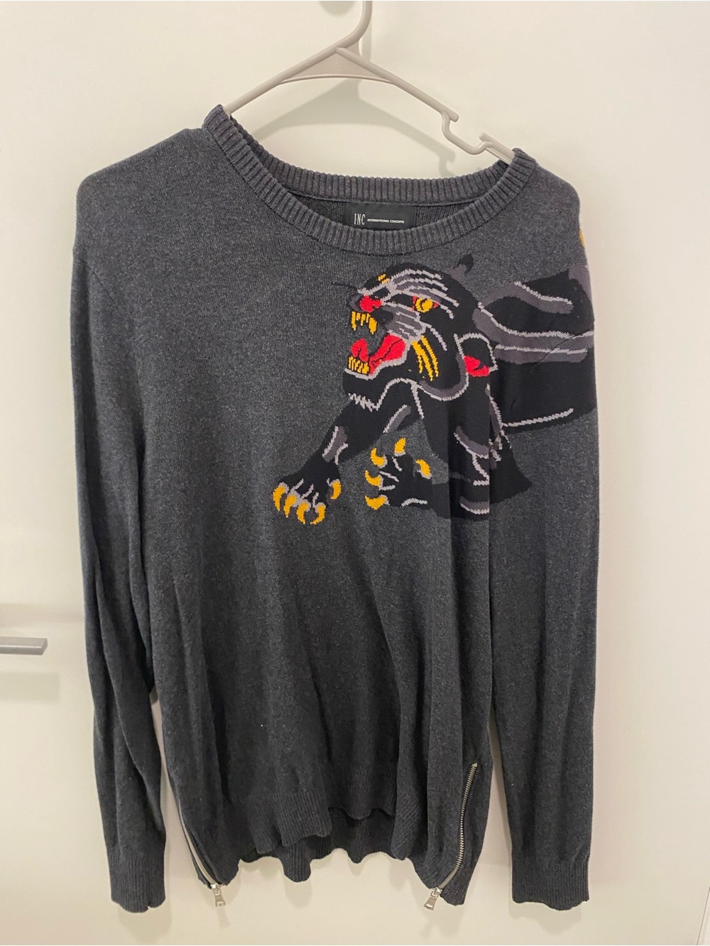 International Concepts INC Panther Intarsia Charcoal Gray Sweater